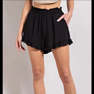 Blashe Elastic Waist Ruffled Hem Shorts NWT